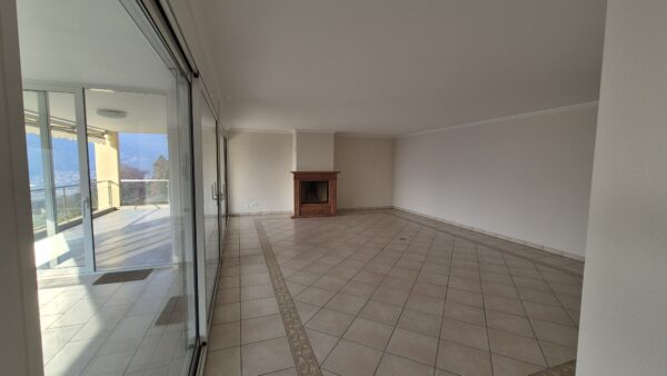 Appartamento Lussuoso a Montagnola, Ticino con Vista Panoramica sul Lago di Lugano