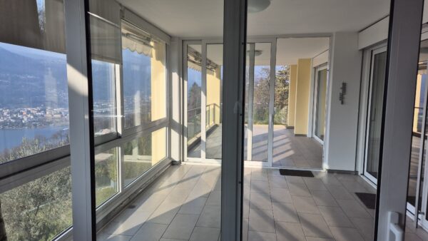 Appartamento Lussuoso a Montagnola, Ticino con Vista Panoramica sul Lago di Lugano