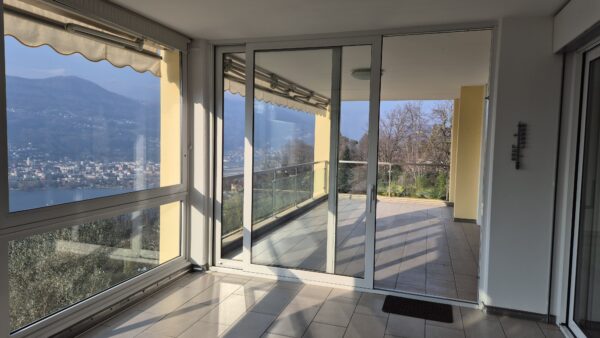 Appartamento Lussuoso a Montagnola, Ticino con Vista Panoramica sul Lago di Lugano