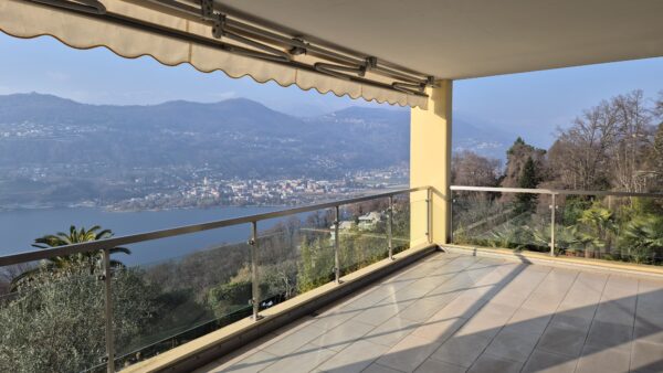 Appartamento Lussuoso a Montagnola, Ticino con Vista Panoramica sul Lago di Lugano