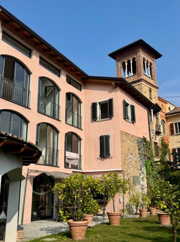 Elegante Duplex di 4.5 Locali con Vista Panoramica a Barbengo